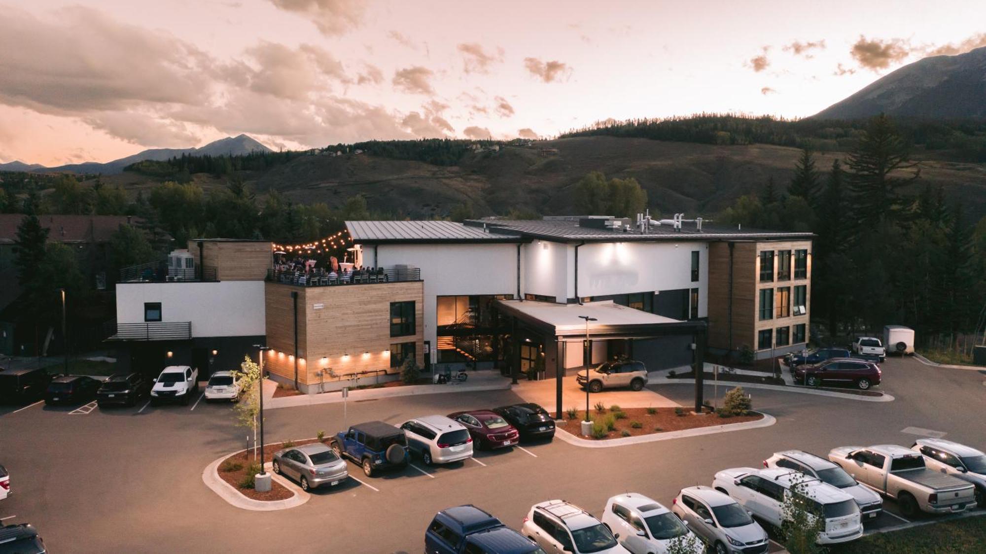 The Block Hotel & Commons Silverthorne Exterior foto